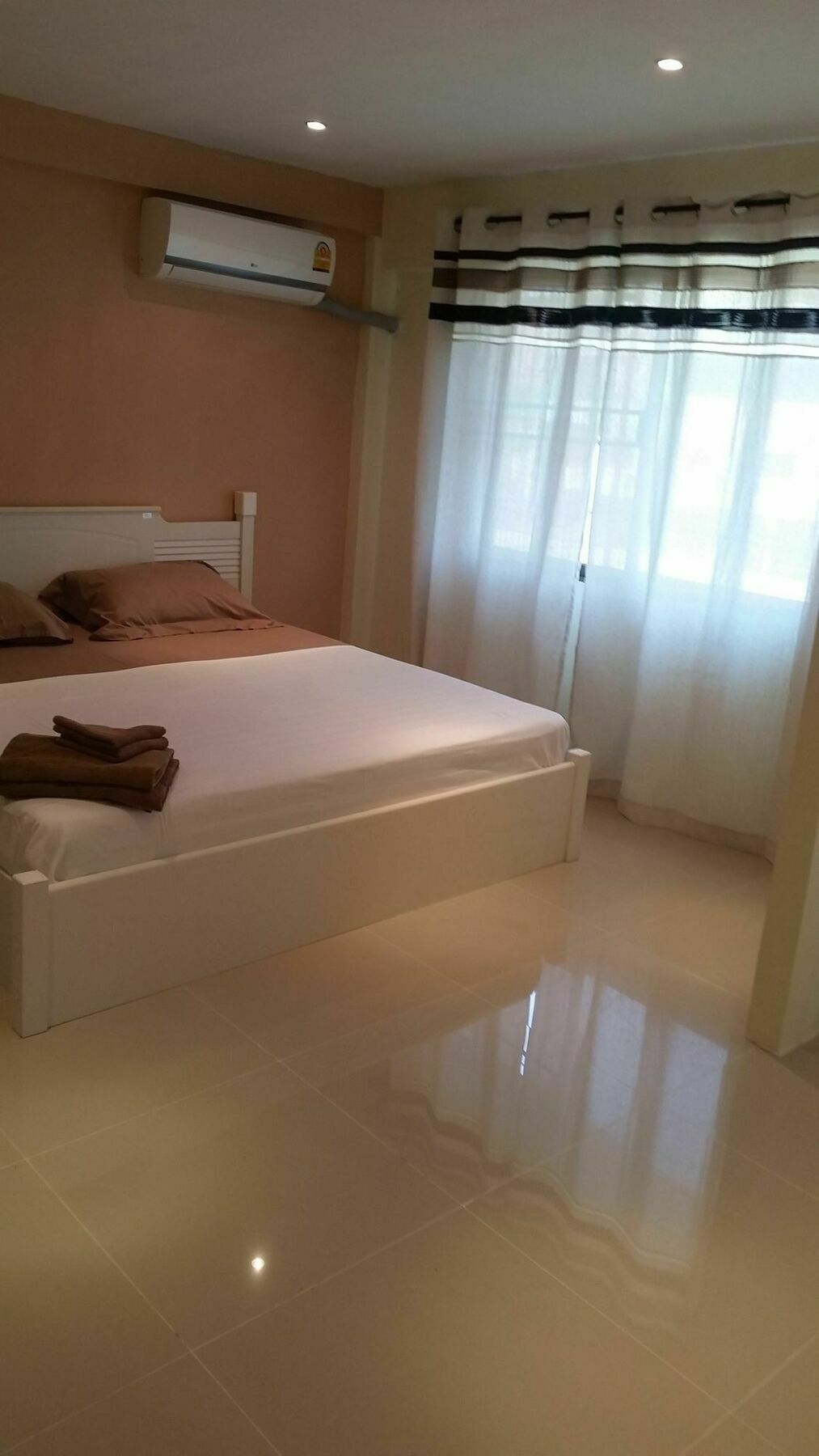 Vanilla Place Pattaya Luaran gambar